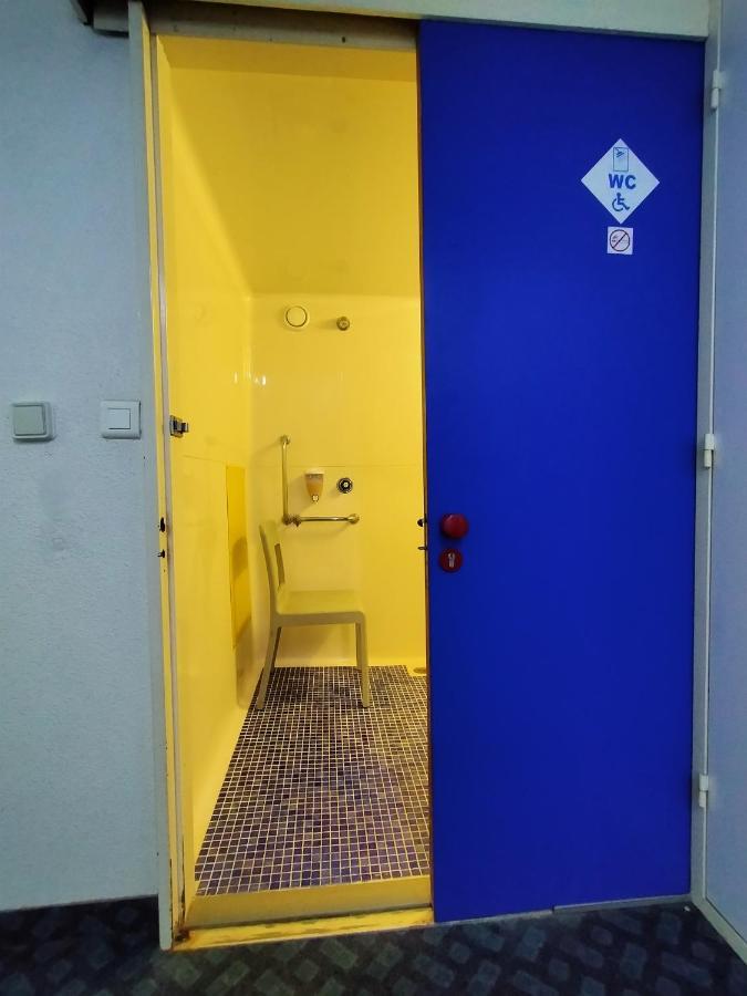 Hotel Thania Frontignan Exterior foto